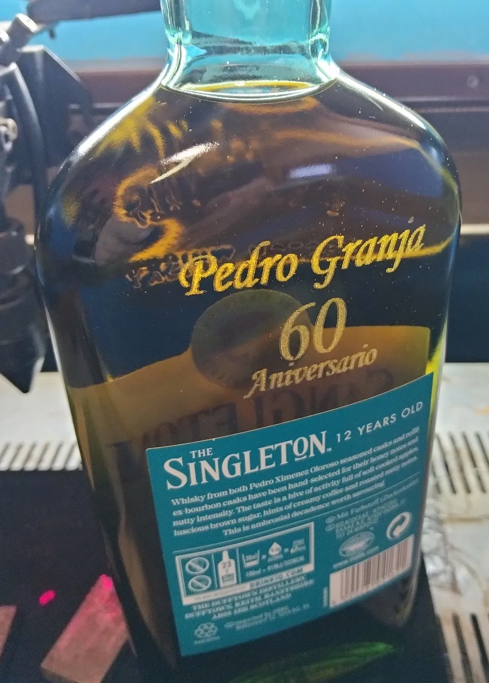 Grabado Laser Botella Whisky 60 Aniversario Pedro Granja
