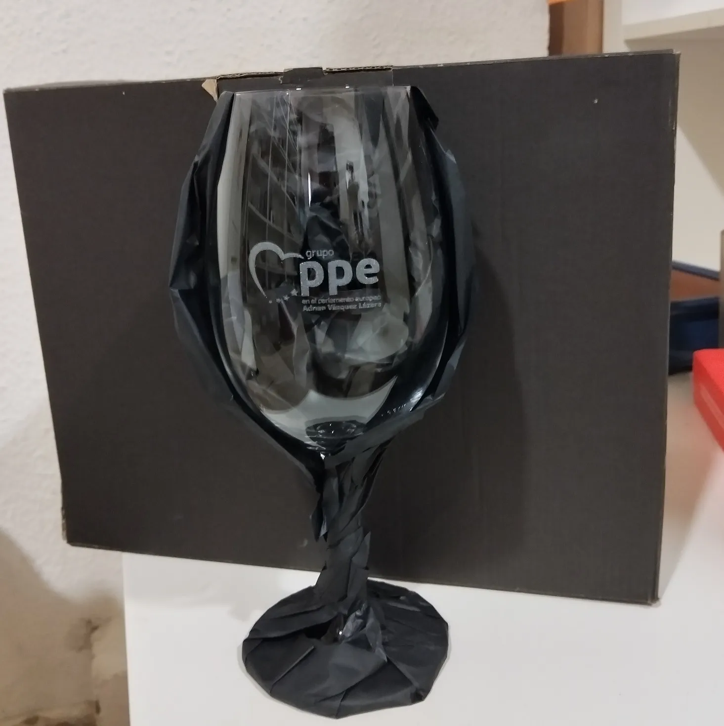 Grabado Laser Cristal Copa Vino Grupo Ppe Parlamento