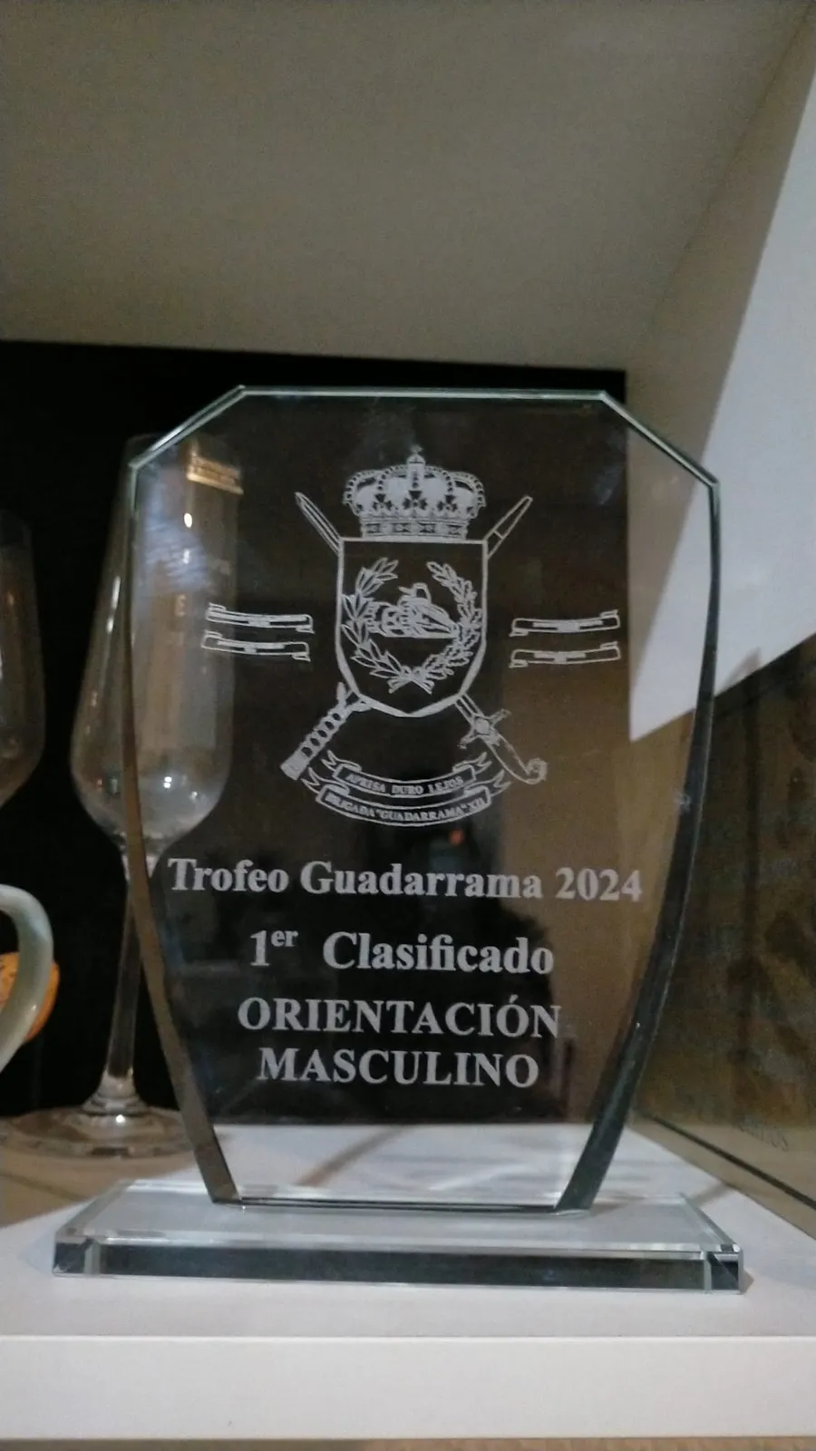 Grabado Laser Cristal Trofeo Guadarrama 2024 Orientacion