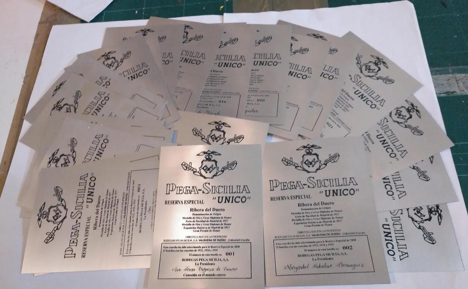 Grabado Laser Metal Etiquetas Vino Vega Sicilia